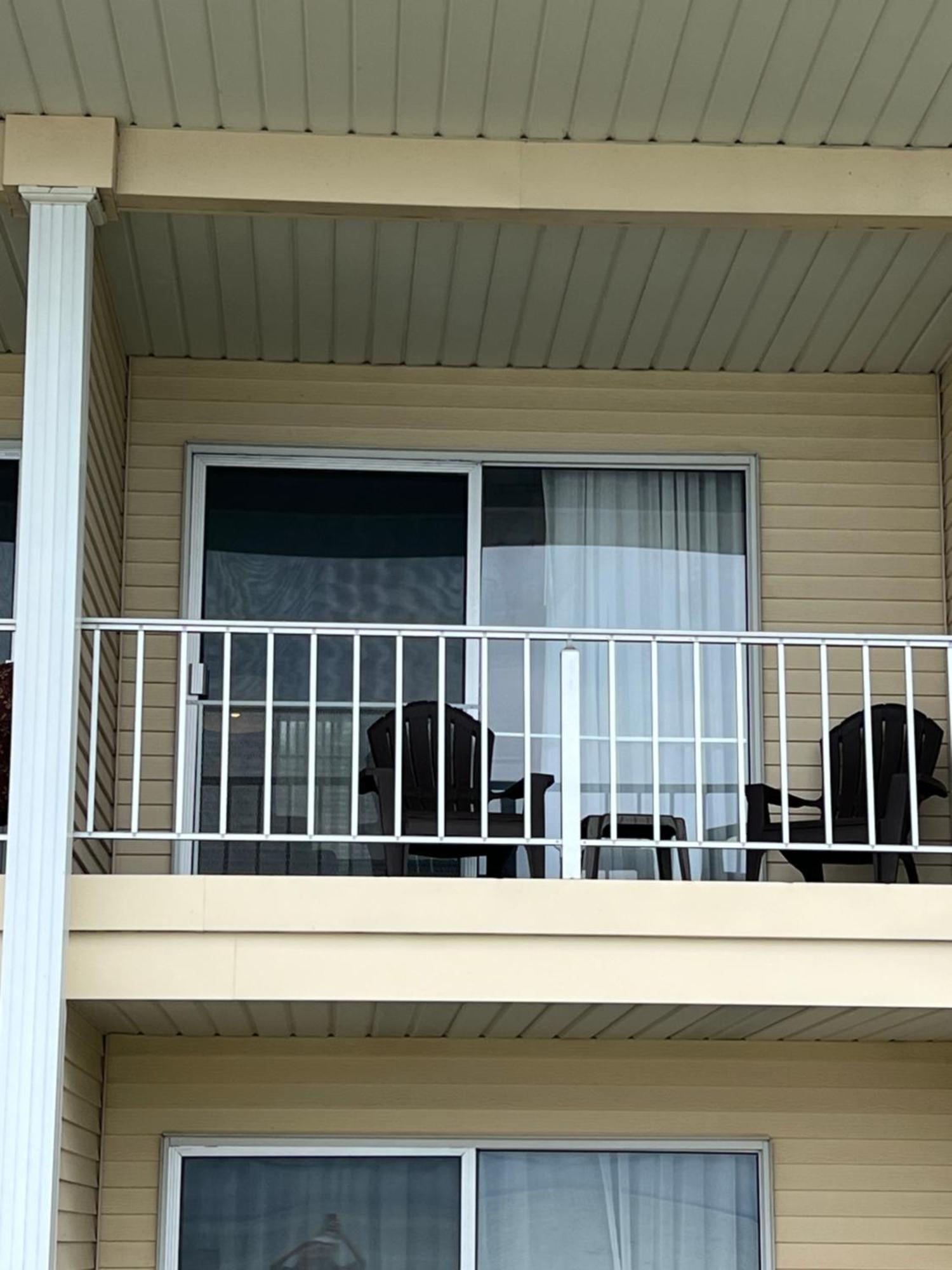 Quality Inn Lakefront Saint Ignace Bagian luar foto